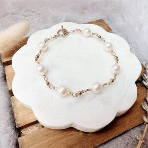 Handmade White Freshwater Pearl Bracelet | 14k Gold Filled
